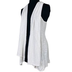 Apt. 9 - White Vest Size Medium